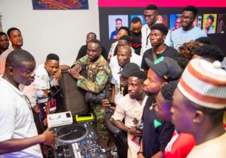 Why only top DJs land major gigs – And how to join them